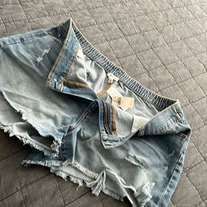 Aerie shorts, size large NWT